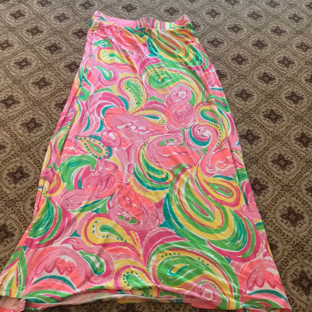 Lily Pulitzer maxi floral print skirt.!